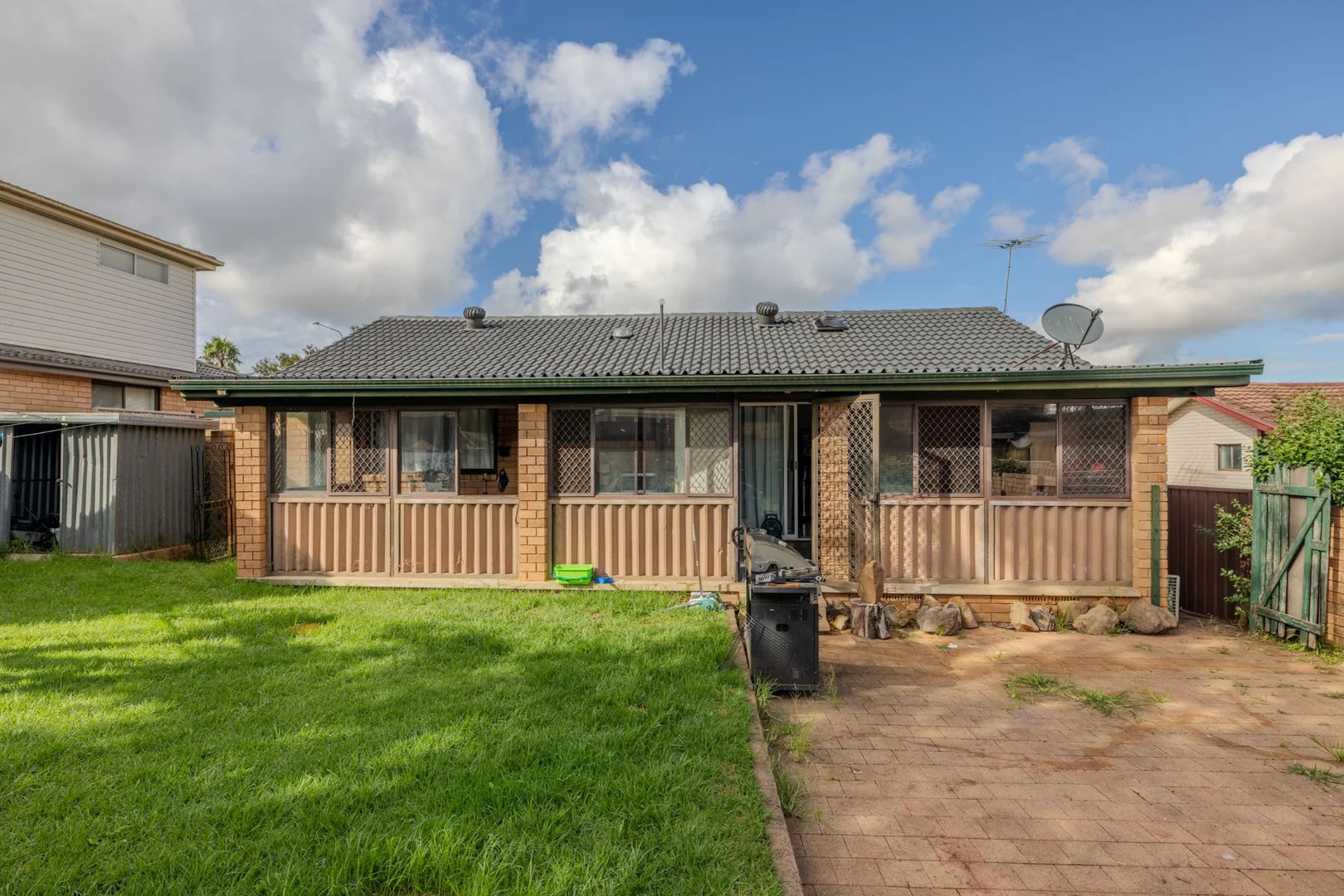 Additional image 18 of 155 Saint Johns Road, Bradbury NSW 2560