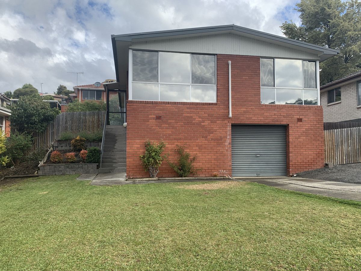 3 bedrooms House in 7 Croome Court BERRIEDALE TAS, 7011