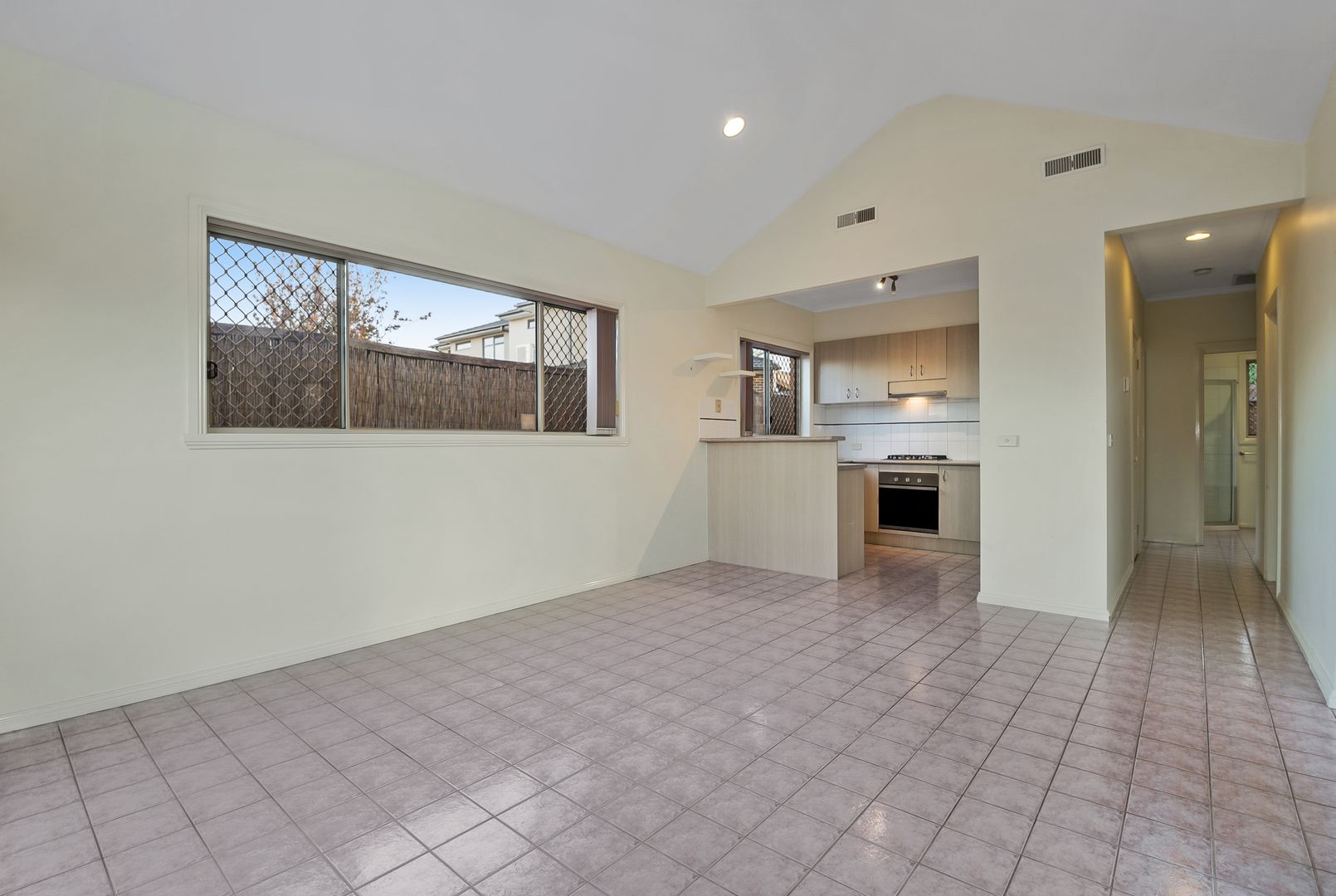 3/6 McCrae Street, Reservoir VIC 3073, Image 1