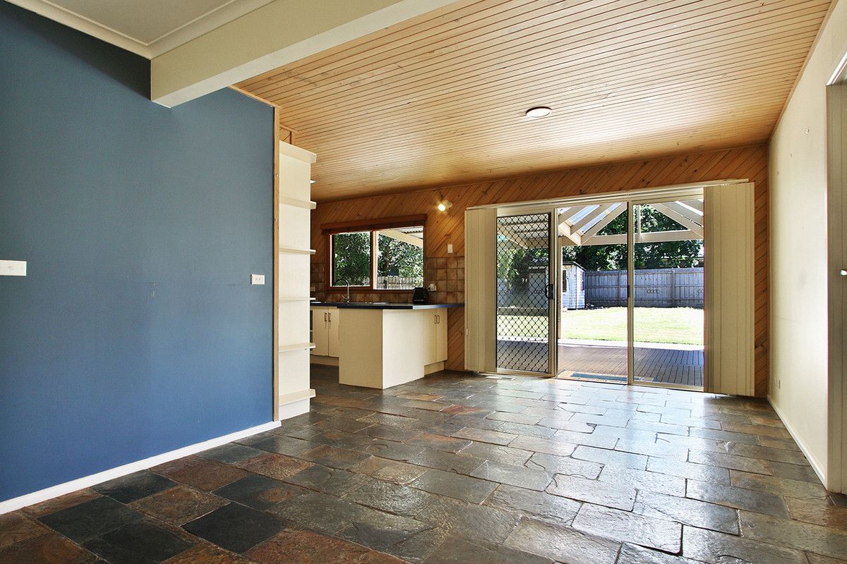 117 Belmont Road, Croydon South VIC 3136 House For Rent 600 Domain