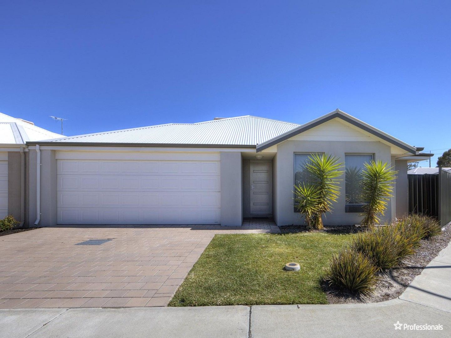 85 Barnevelder Bend, Southern River WA 6110, Image 0