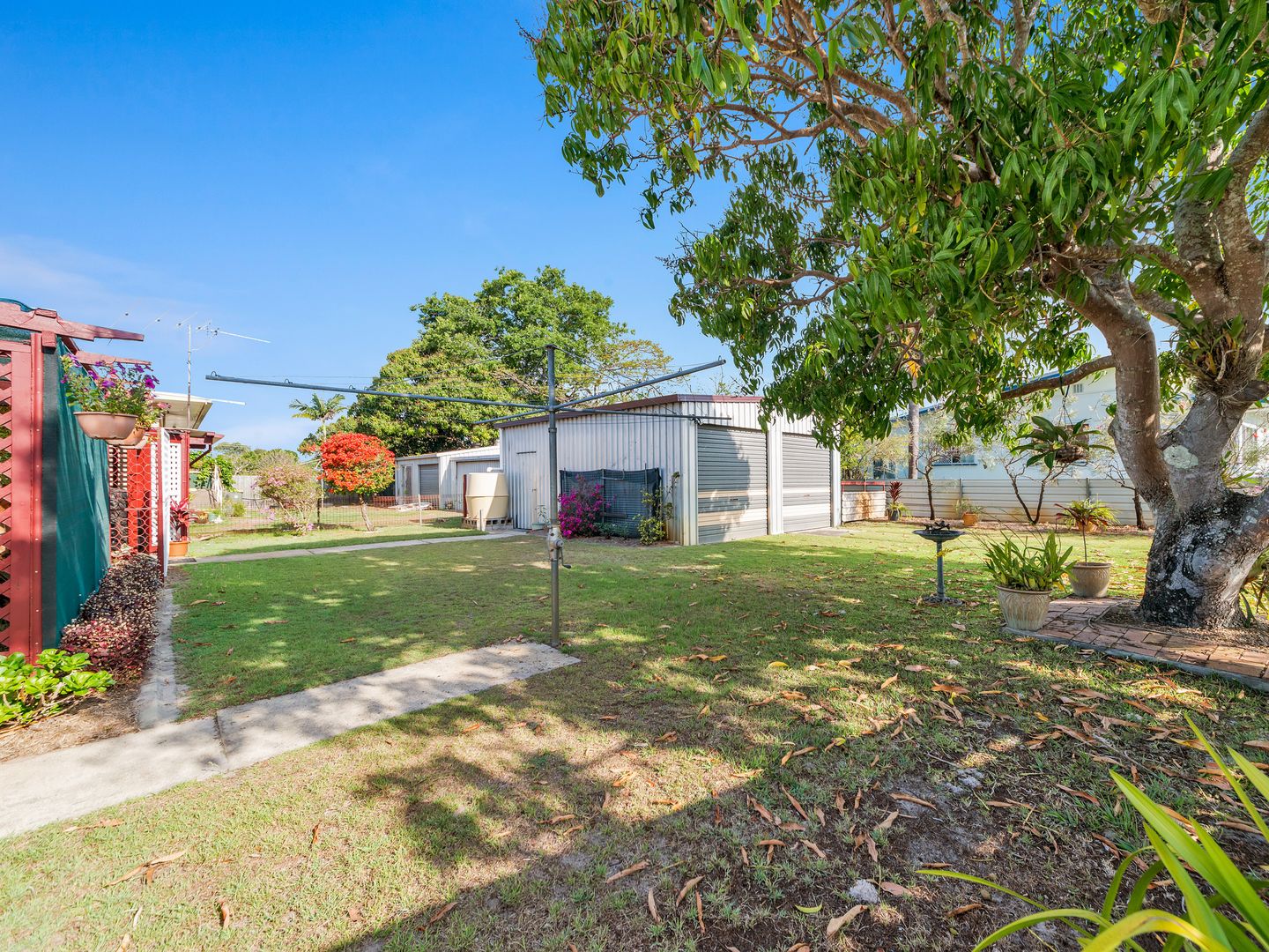 20 First Avenue, Beachmere QLD 4510, Image 2