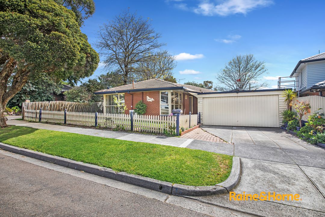 13 Berringa Street, Frankston VIC 3199, Image 1