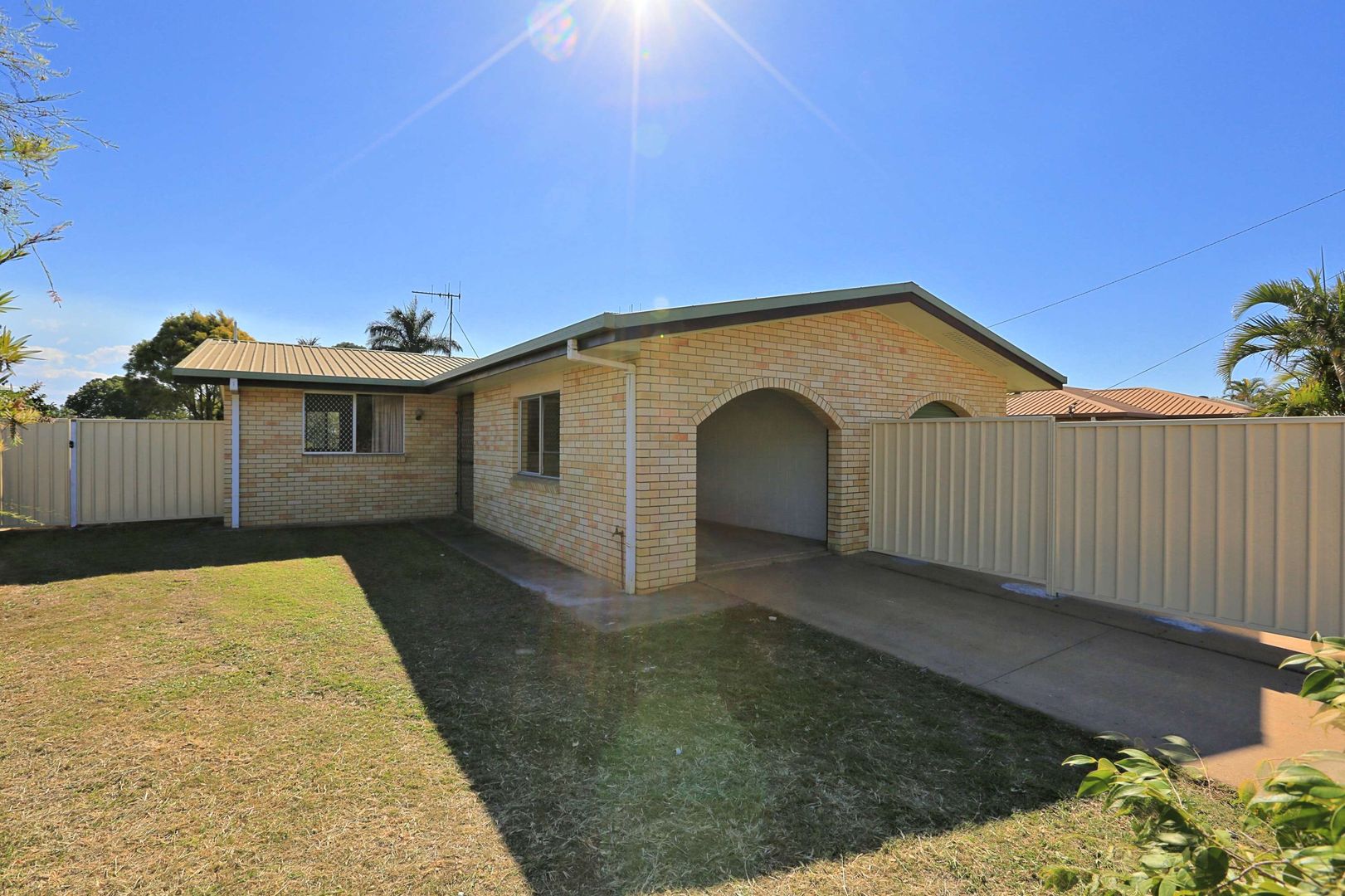 2/107 Queen Street, Bundaberg North Property History & Address