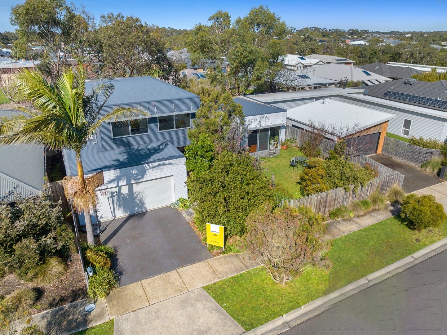 4 bedrooms House in 7 Correa Place INVERLOCH VIC, 3996