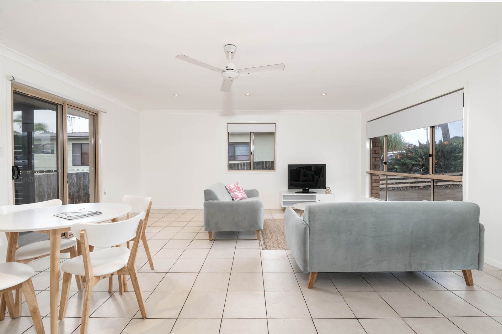 1501 Ocean Drive, Lake Cathie NSW 2445 House For Rent Domain