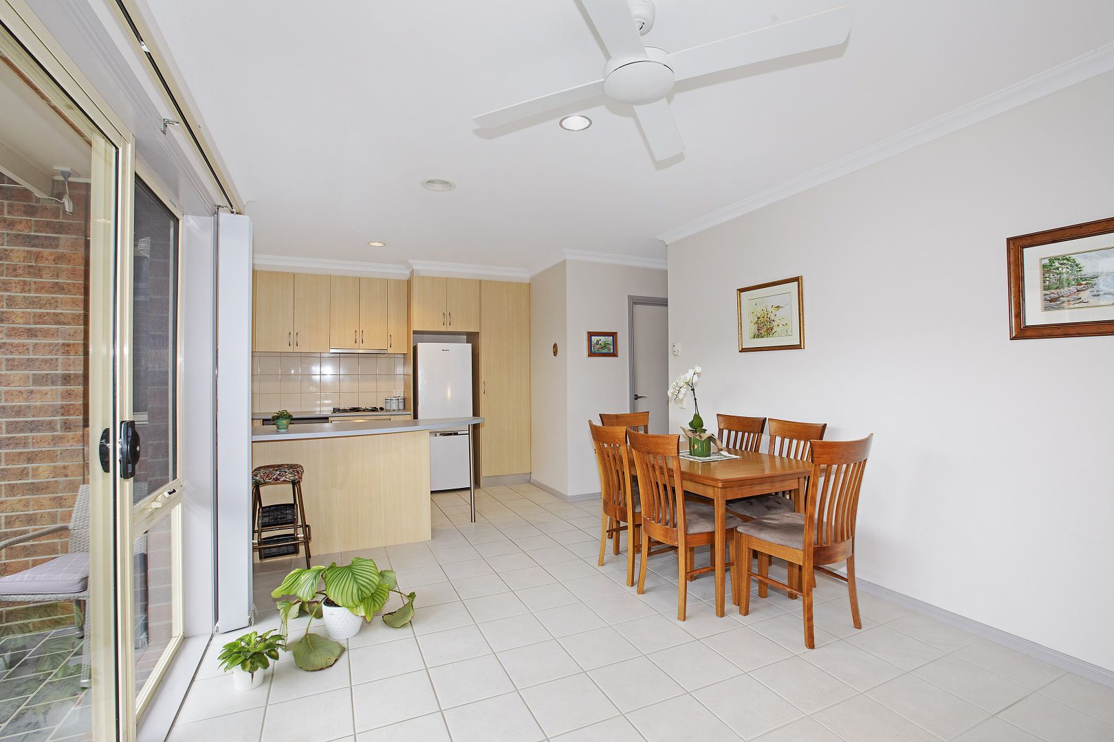 1/11 Cedarville Close, Highton VIC 3216, Image 2