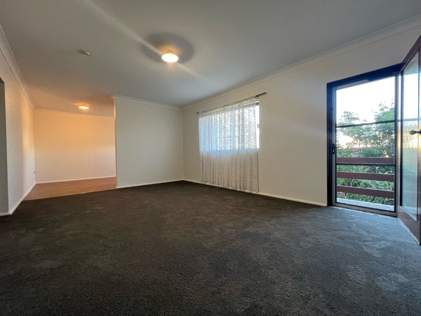 2 bedrooms Apartment / Unit / Flat in 2/94 Collins Street CORRIMAL NSW, 2518