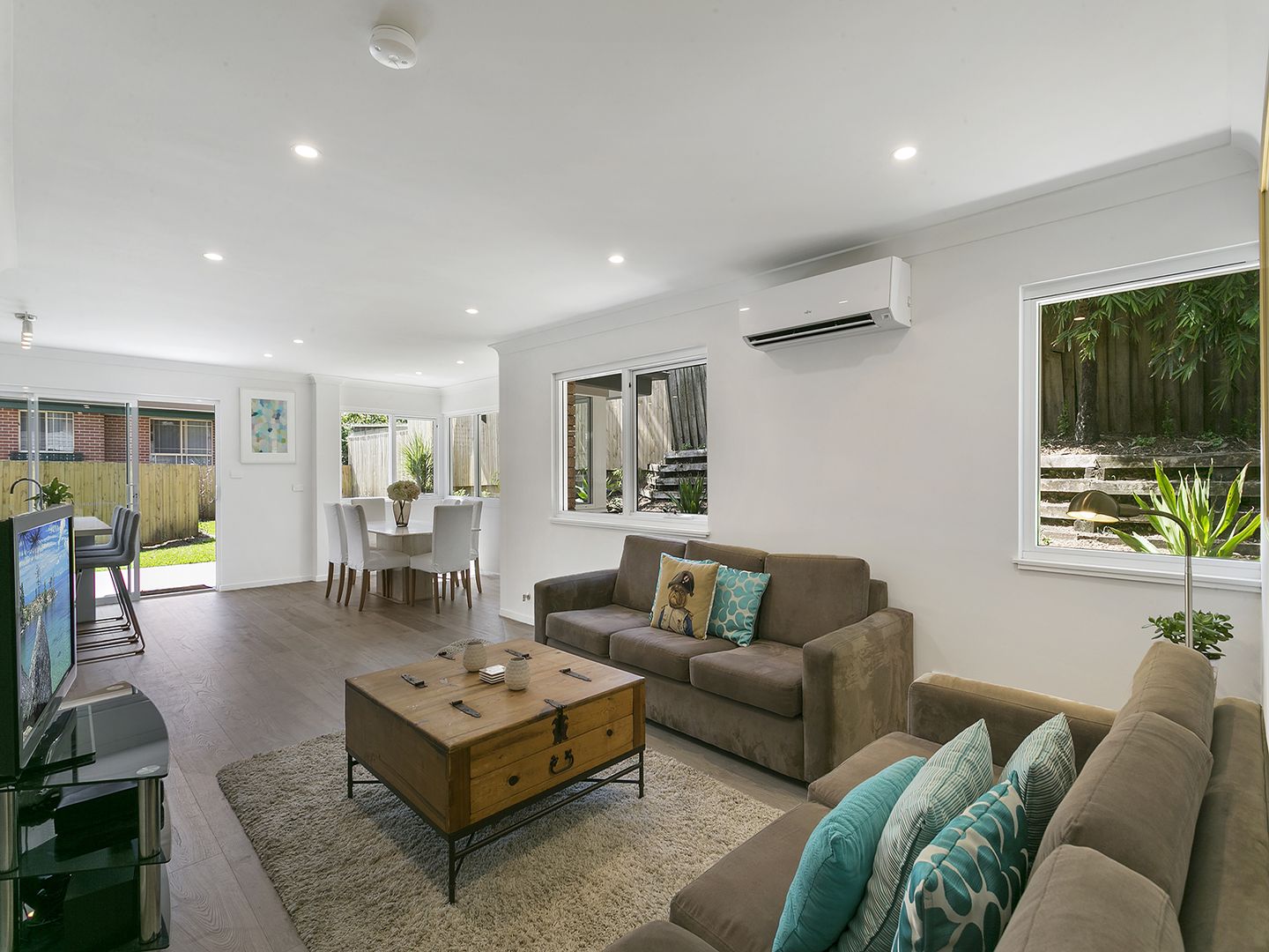 4/9 Lithgow Street, Wollstonecraft Property History & Address