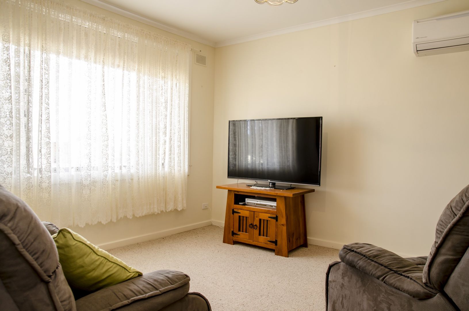 8 Lambeff Street, Ceduna SA 5690 House For Rent Domain