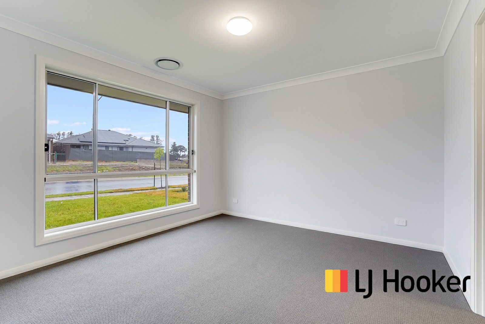 8 Corry Street, Thirlmere NSW 2572, Image 1