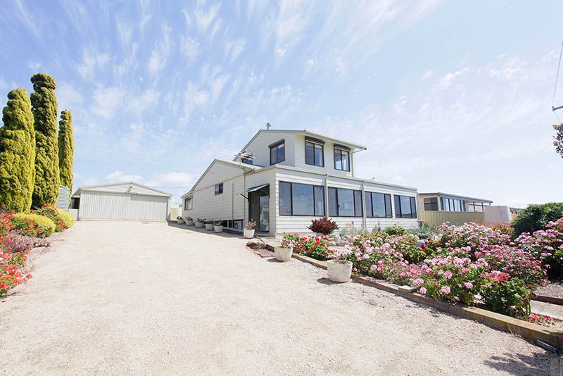 33 Chapman Road, Rogues Point SA 5571, Image 2