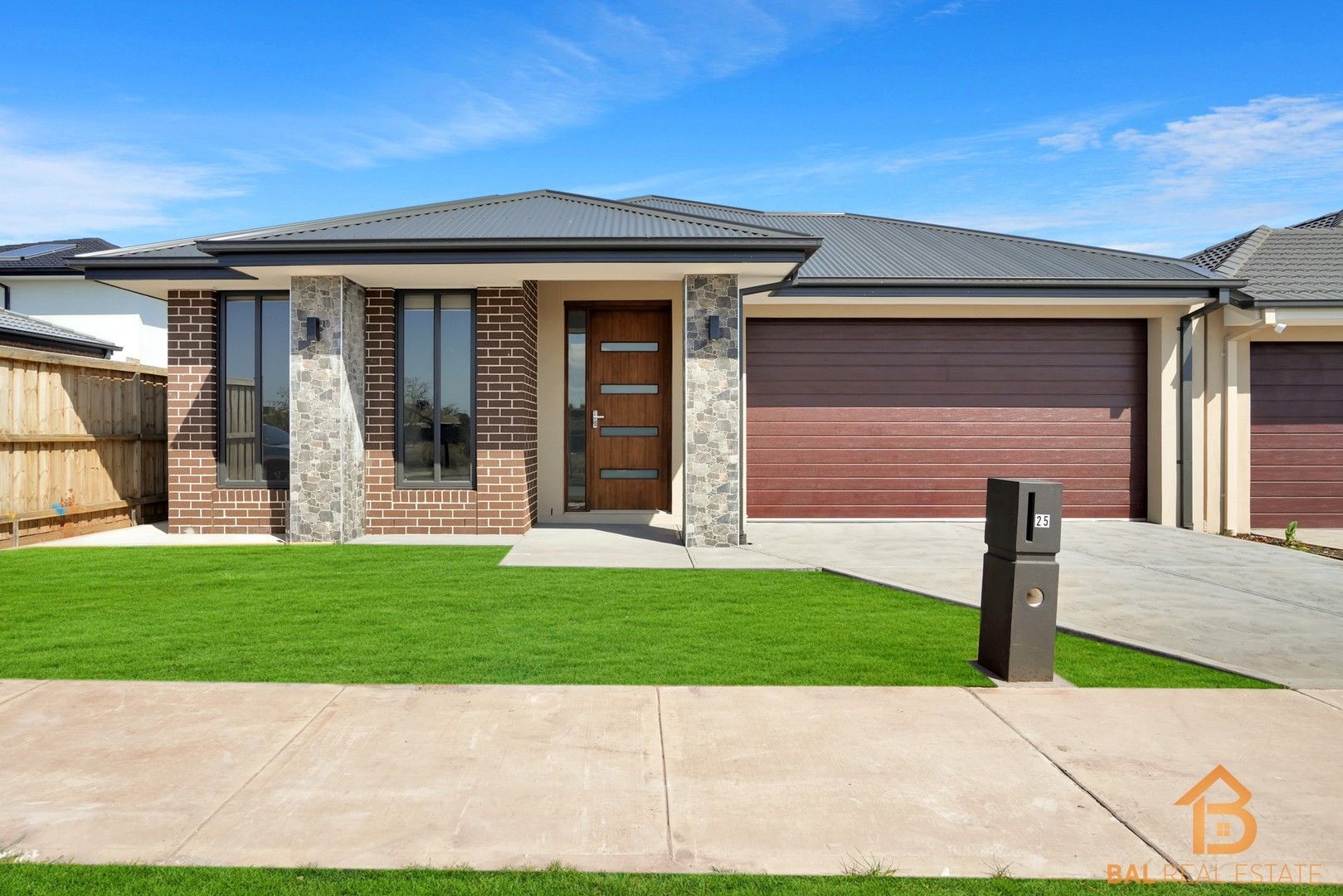 25 Hemsworth Road, Weir Views VIC 3338 House For Rent 490 Domain