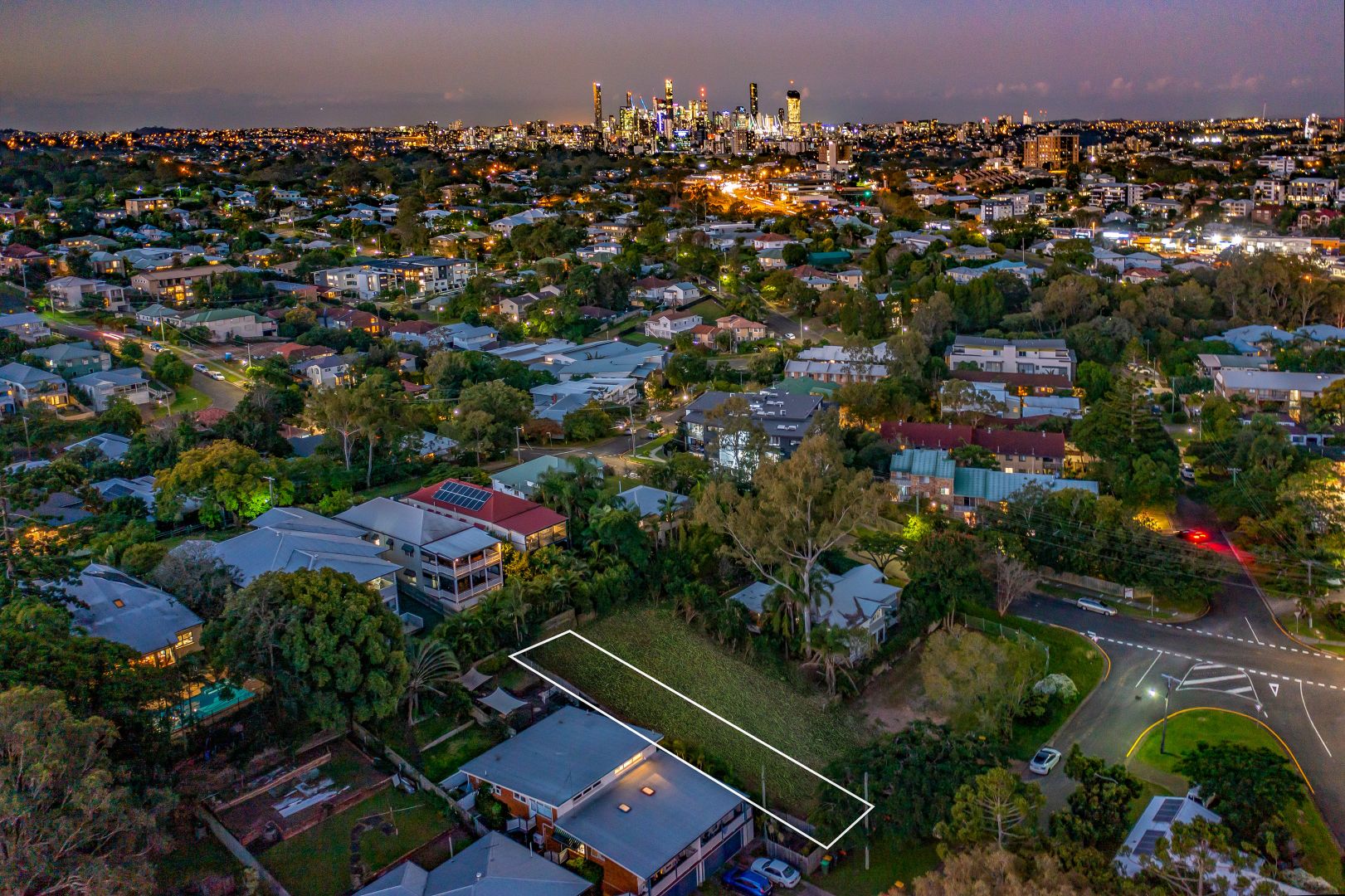 7 Salisbury Street, Indooroopilly QLD 4068, Image 1