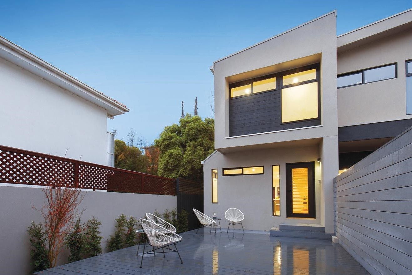 2 bedrooms Townhouse in 1/6A Ruabon Road TOORAK VIC, 3142