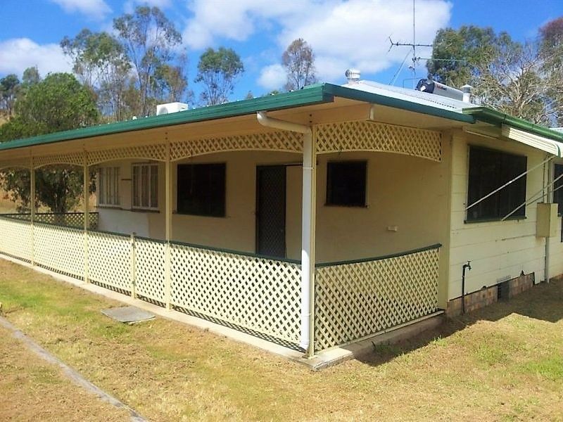 2 Creek St, Baree QLD 4714, Image 2