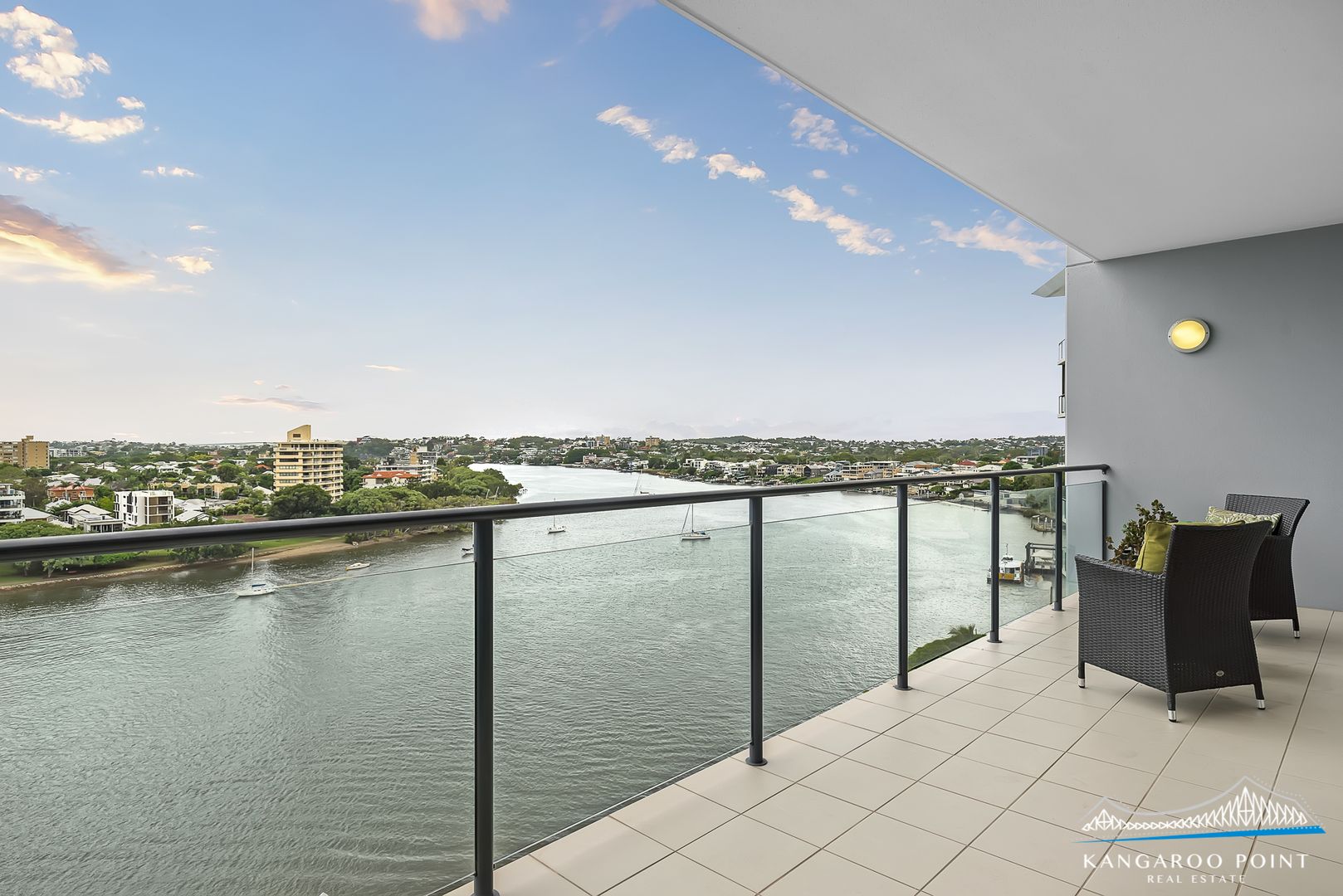 38/98 Thorn Street, Kangaroo Point QLD 4169, Image 2