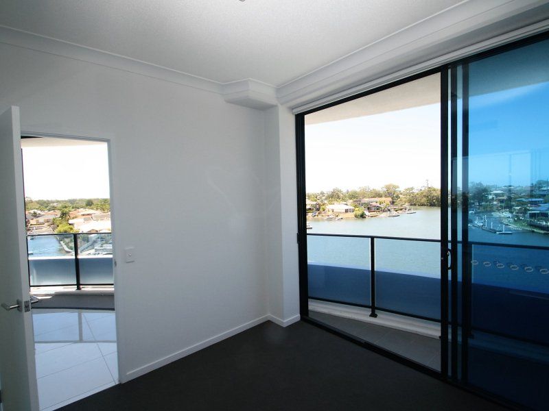 1405/5 Harbour Side Court, Biggera Waters QLD 4216, Image 2