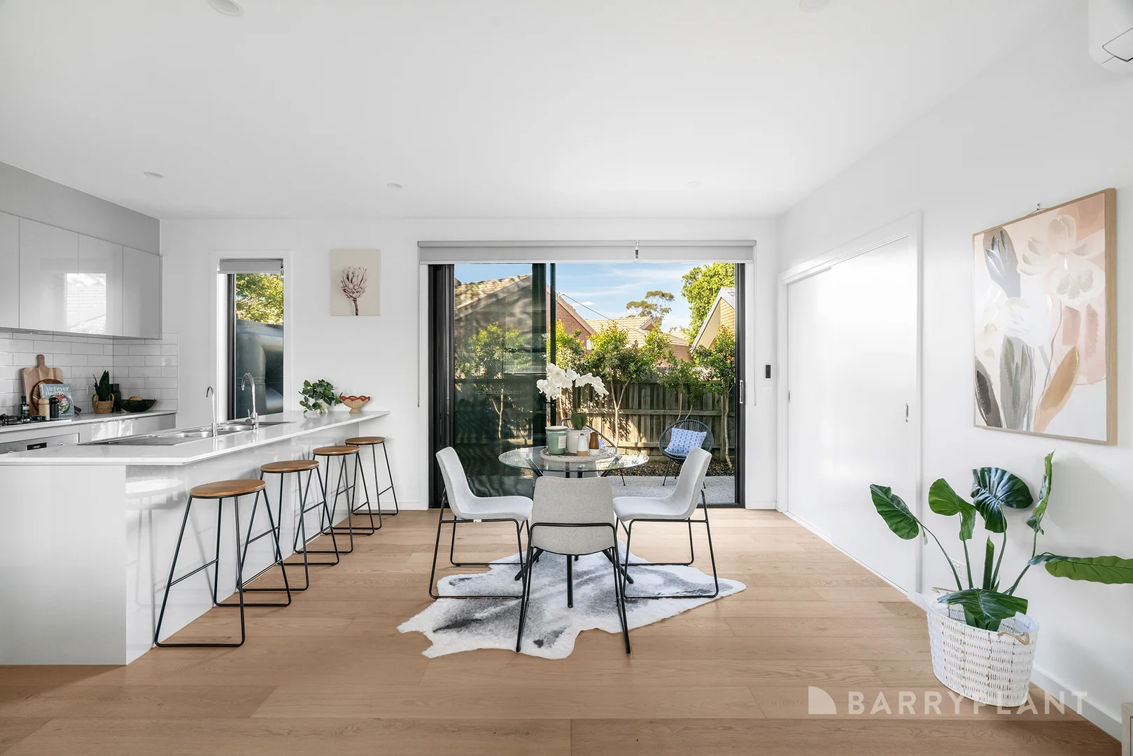 Additional image 3 of 2/2 Croft Crescent, Reservoir VIC 3073