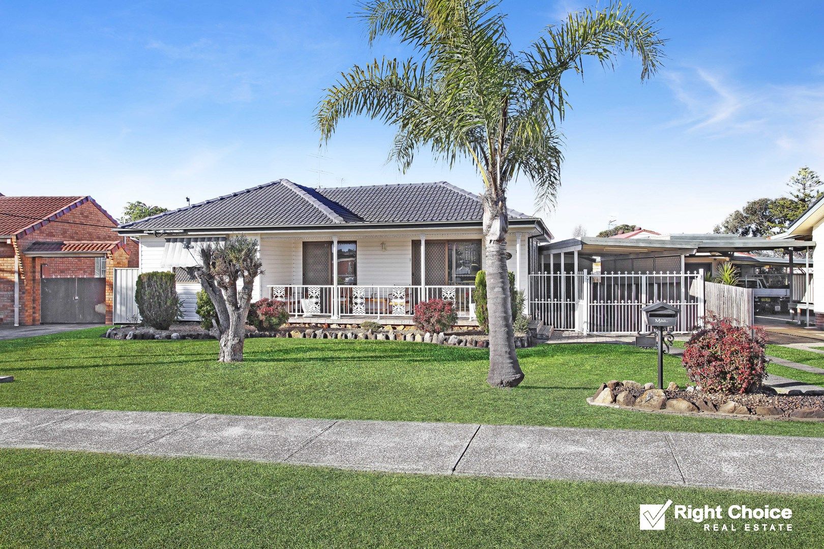 13 Leawarra Avenue, Barrack Heights NSW 2528, Image 0