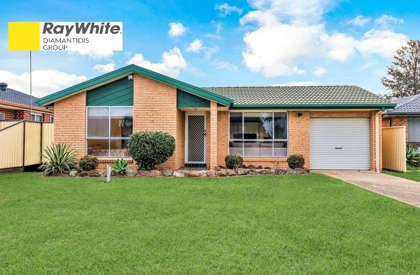 3 bedrooms House in 9 Kalambo Place ST CLAIR NSW, 2759