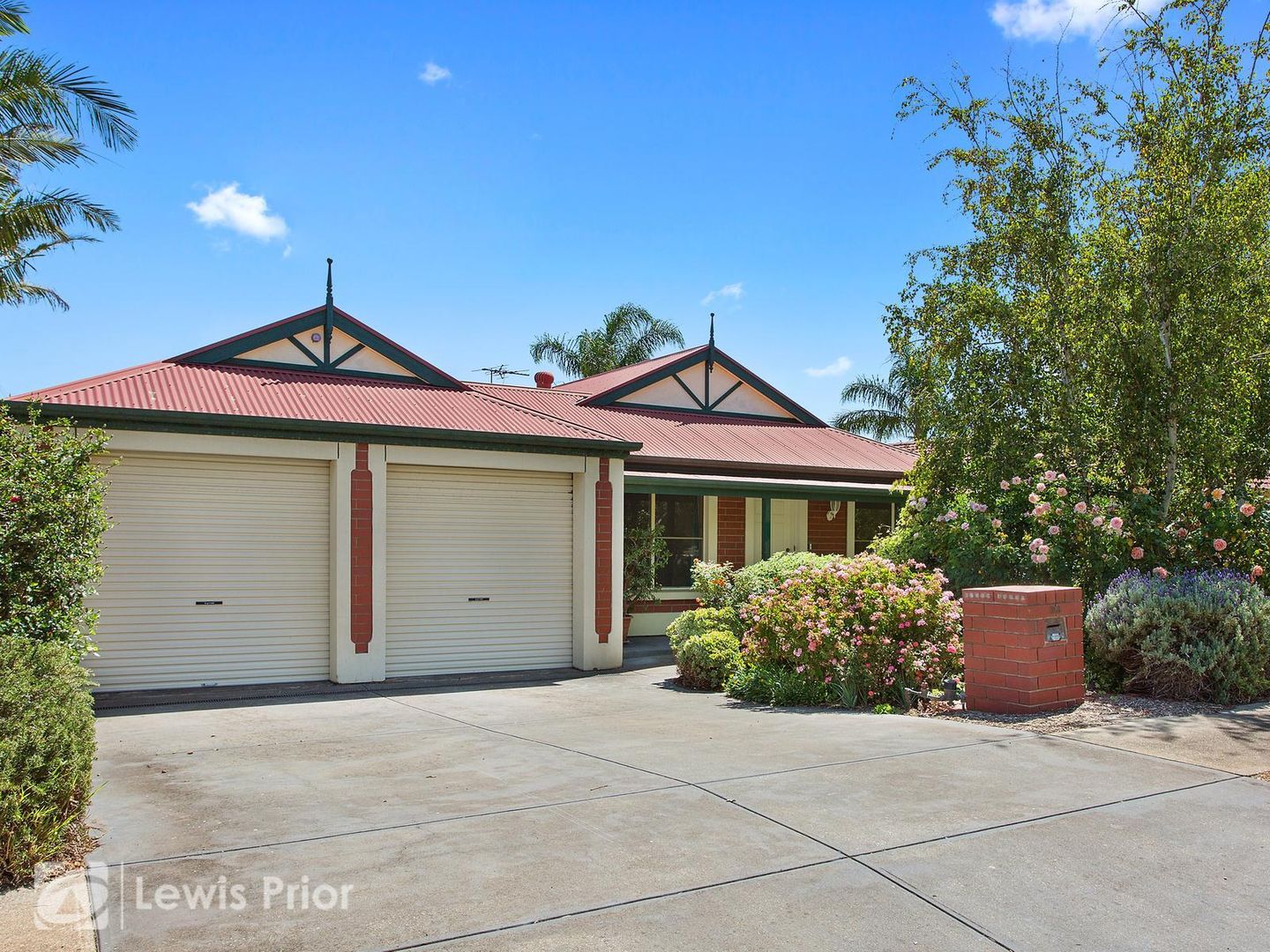 96/10 Heritage Drive, Wallaro Property History & Address Research