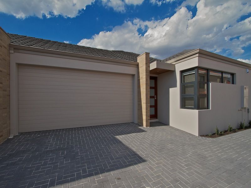 3 bedrooms Villa in 24B Joyce Street SCARBOROUGH WA, 6019