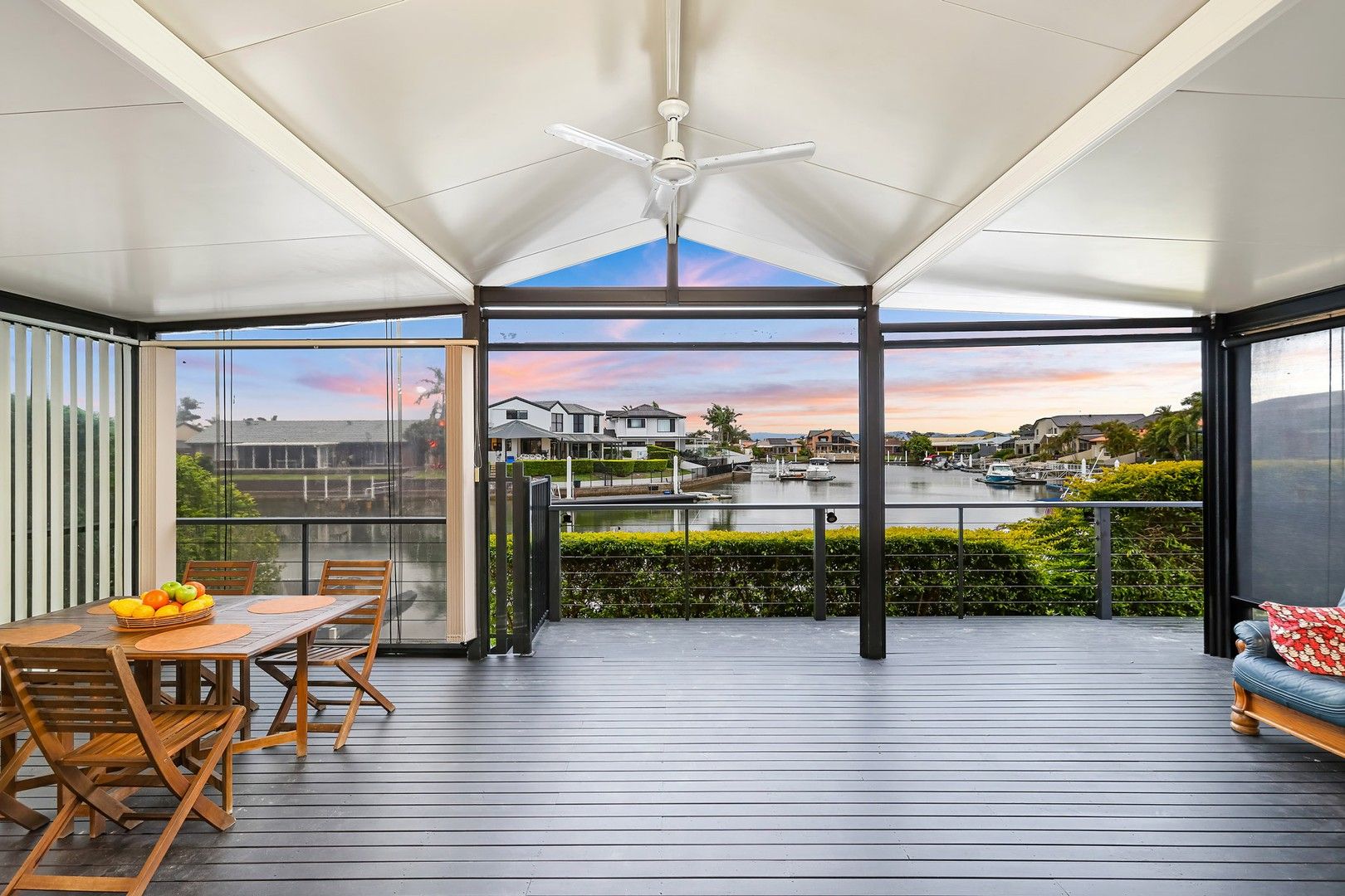 18 Pebble Beach Drive, Runaway Bay QLD 4216 House For Rent 1,300