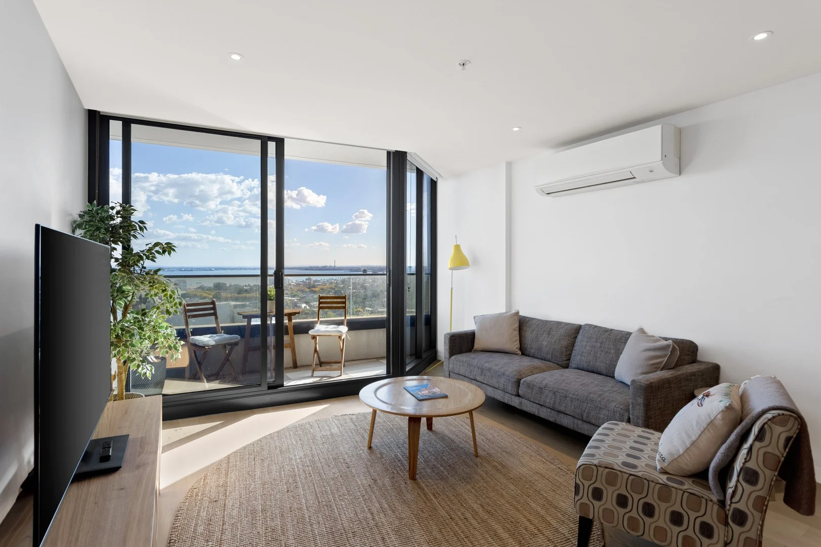 1310/3-5 St Kilda Road, St Kilda VIC 3182