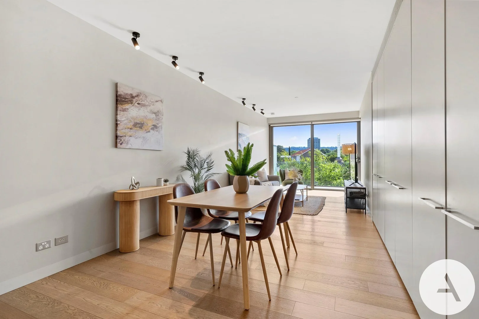 19/21 Eastlake Parade, Kingston ACT 2604