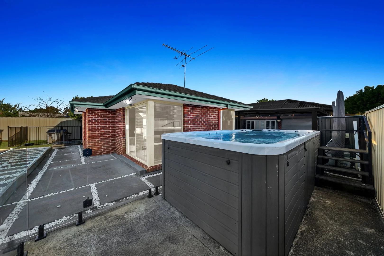 28 Scarborough Drive, Narre Warren South VIC 3805 | Domain