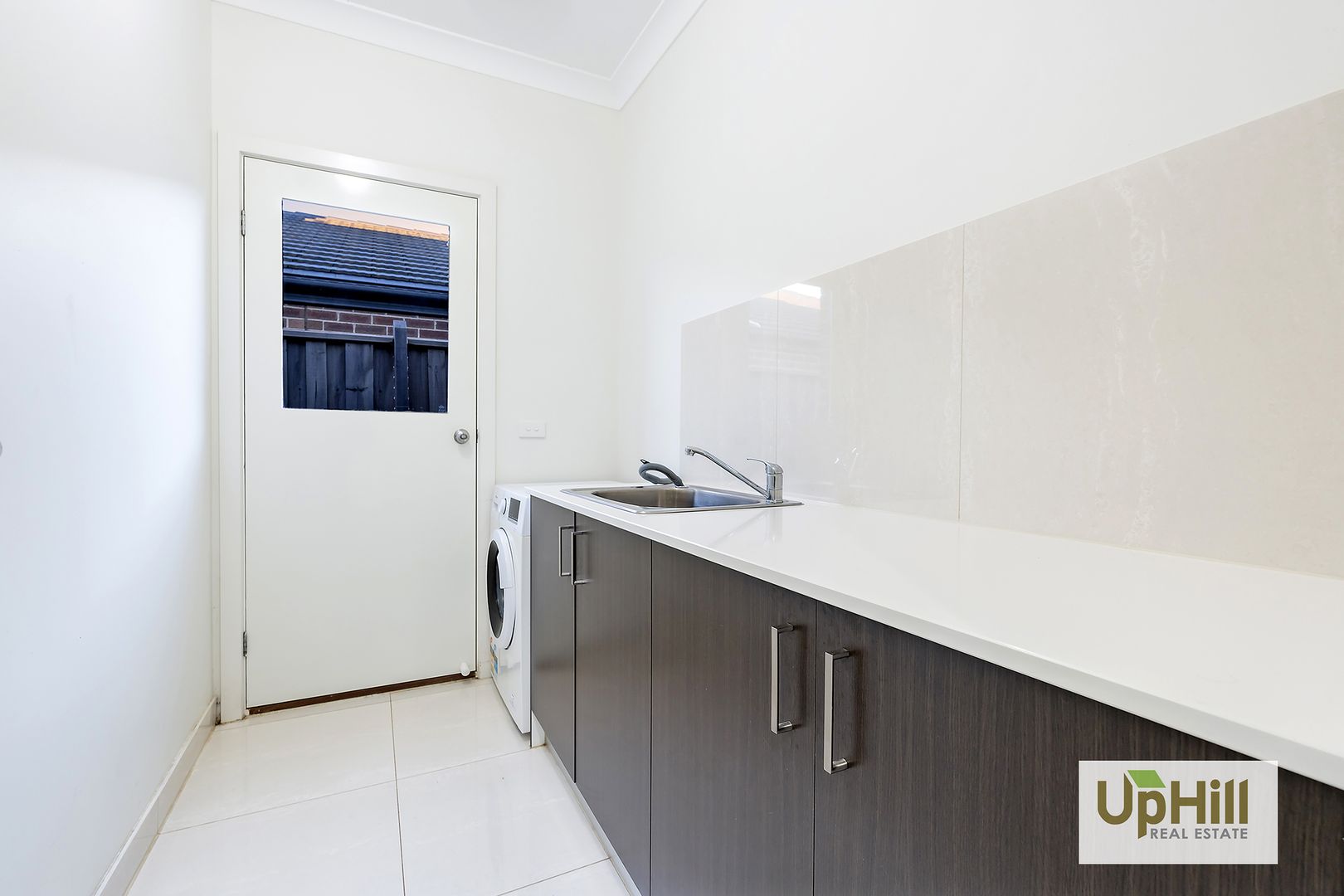 5 Barrier Parade, Clyde North VIC 3978, Image 1