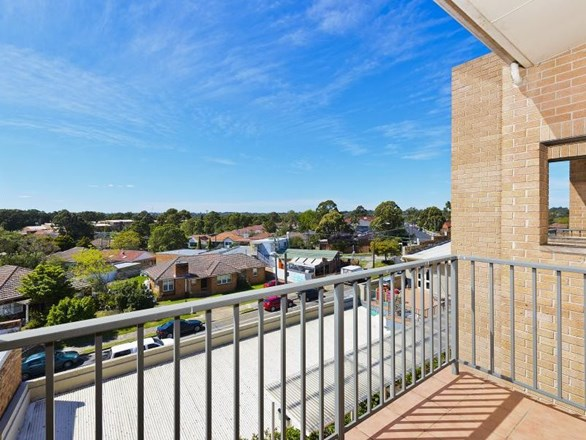 4/2 Faraday Road, Padstow NSW 2211