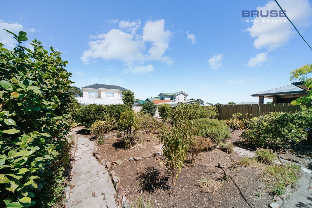 27A Avonmore Avenue, Trinity Gardens SA 5068, Image 2