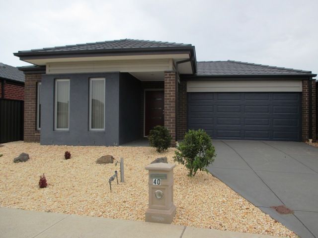 4 bedrooms House in 40 Regal Road POINT COOK VIC, 3030