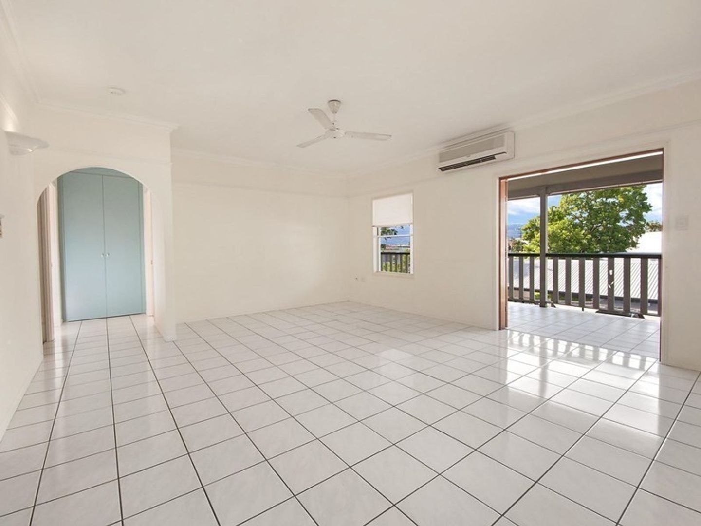 4/115 Buchan Street, Bungalow QLD 4870, Image 2