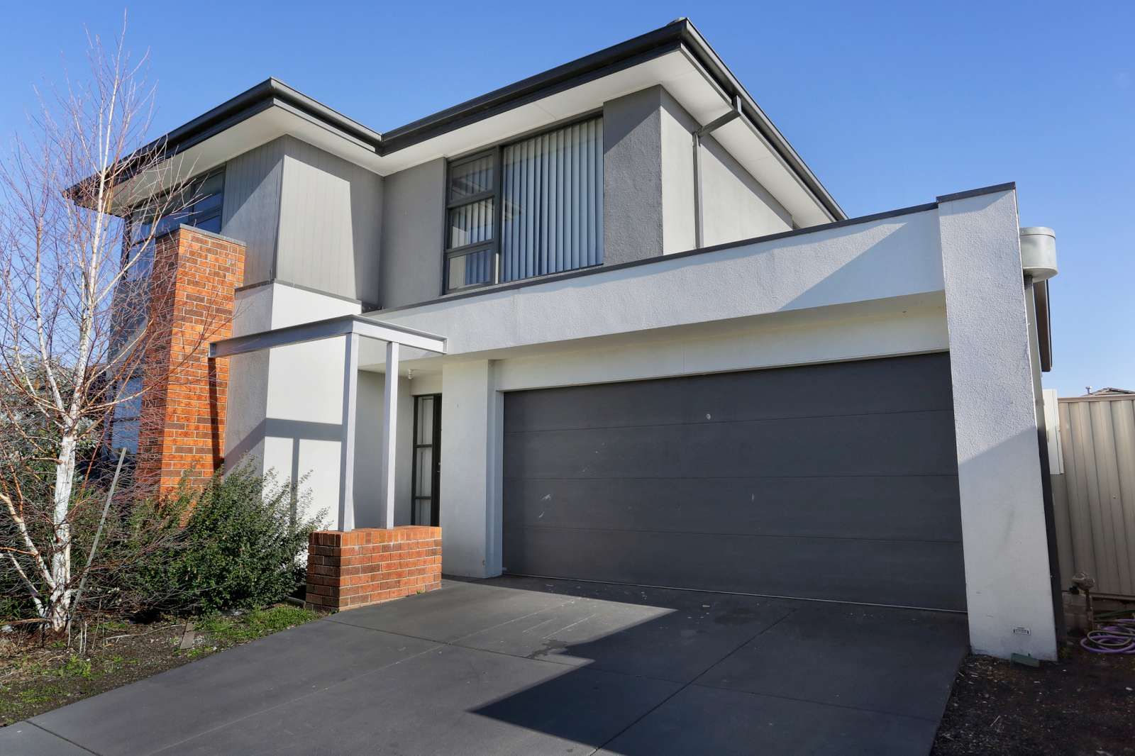 10 Celebration Circuit, Pakenham VIC 3810