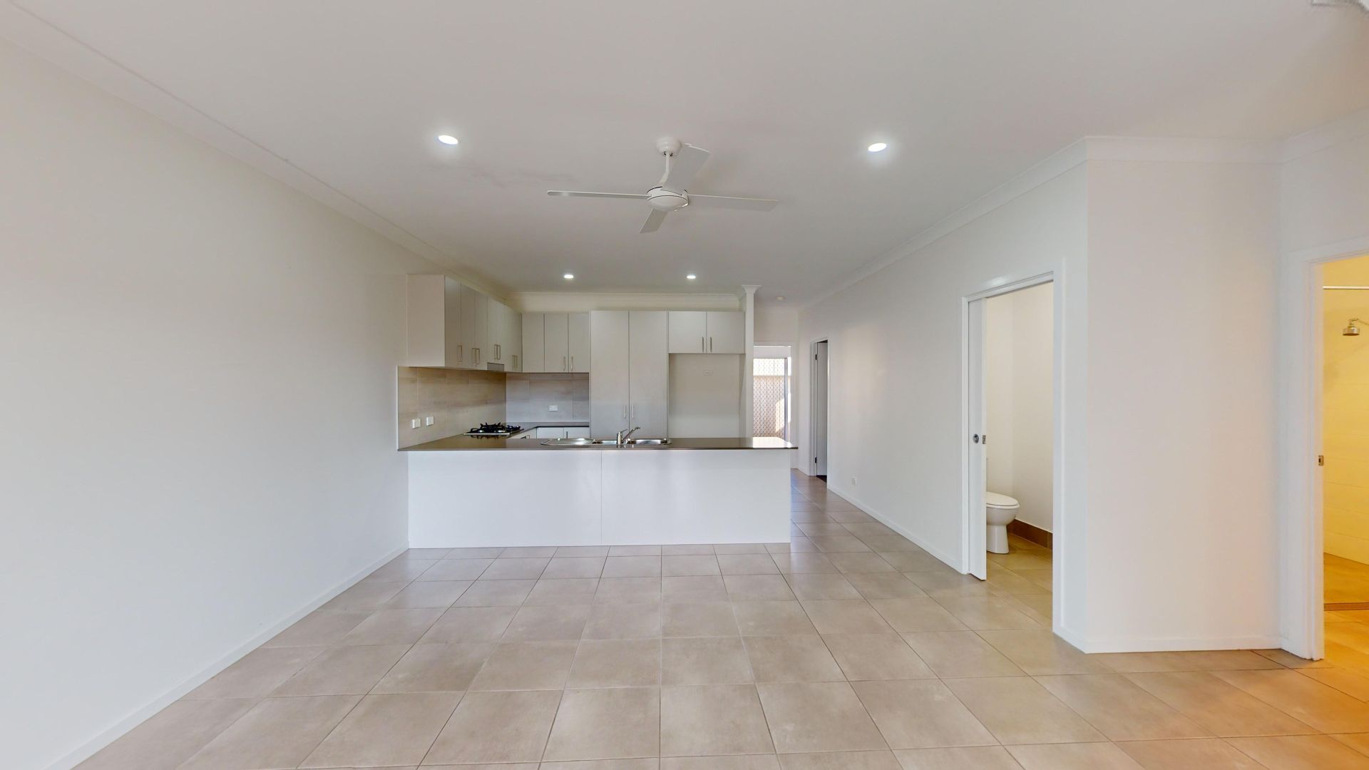 1/4 Viola Way, Warabrook NSW 2304, Image 2