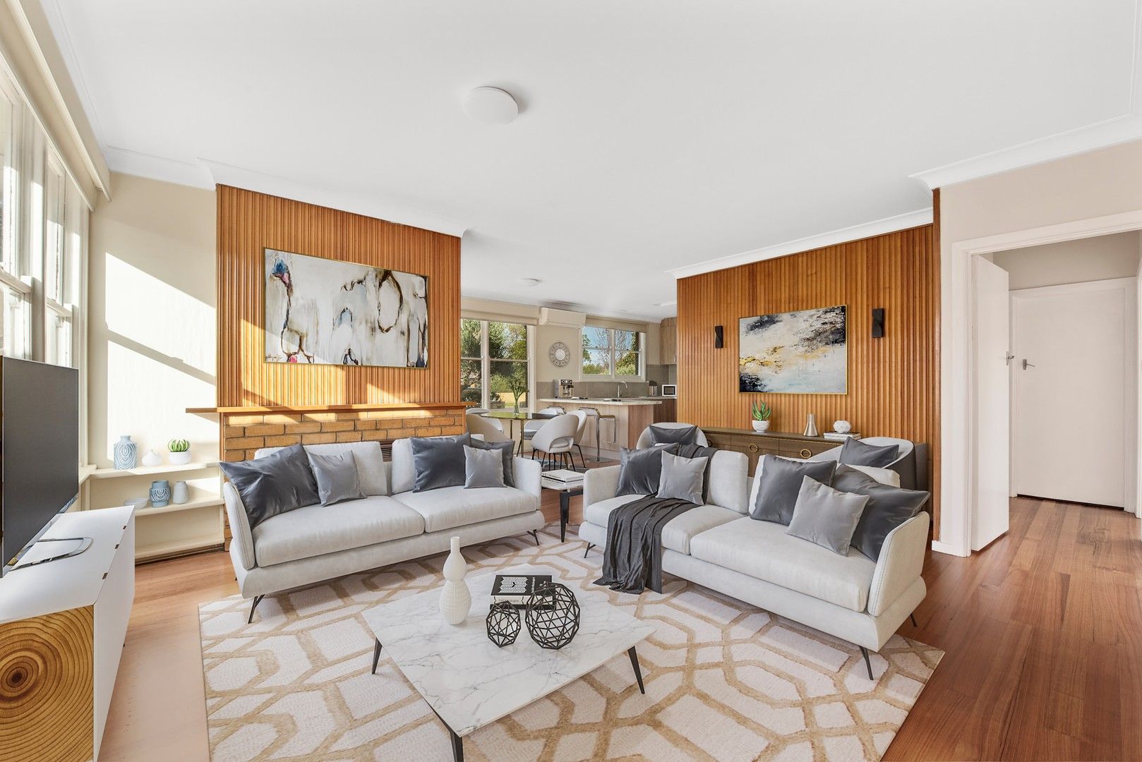 3 bedrooms Apartment / Unit / Flat in 1/159 Warrigal Road (Near Elliott Street) CHELTENHAM VIC, 3192