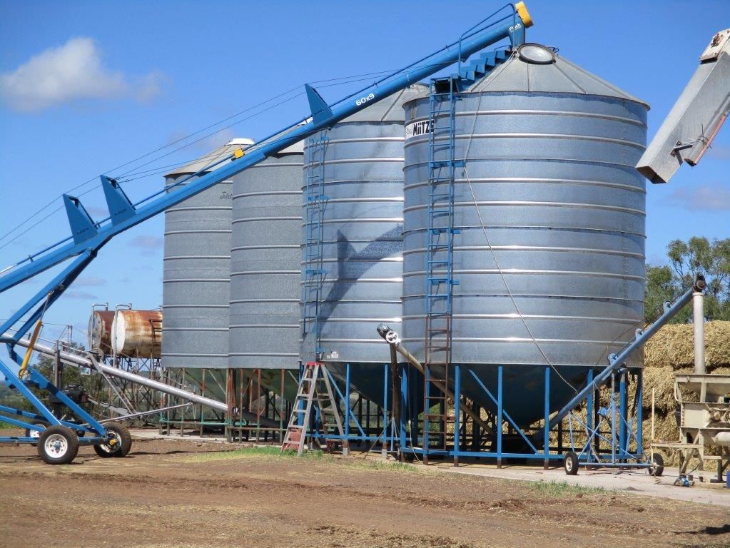 1000 SCU FEEDLOT - 986 ACRES, Kaimkillenbun QLD 4406, Image 2