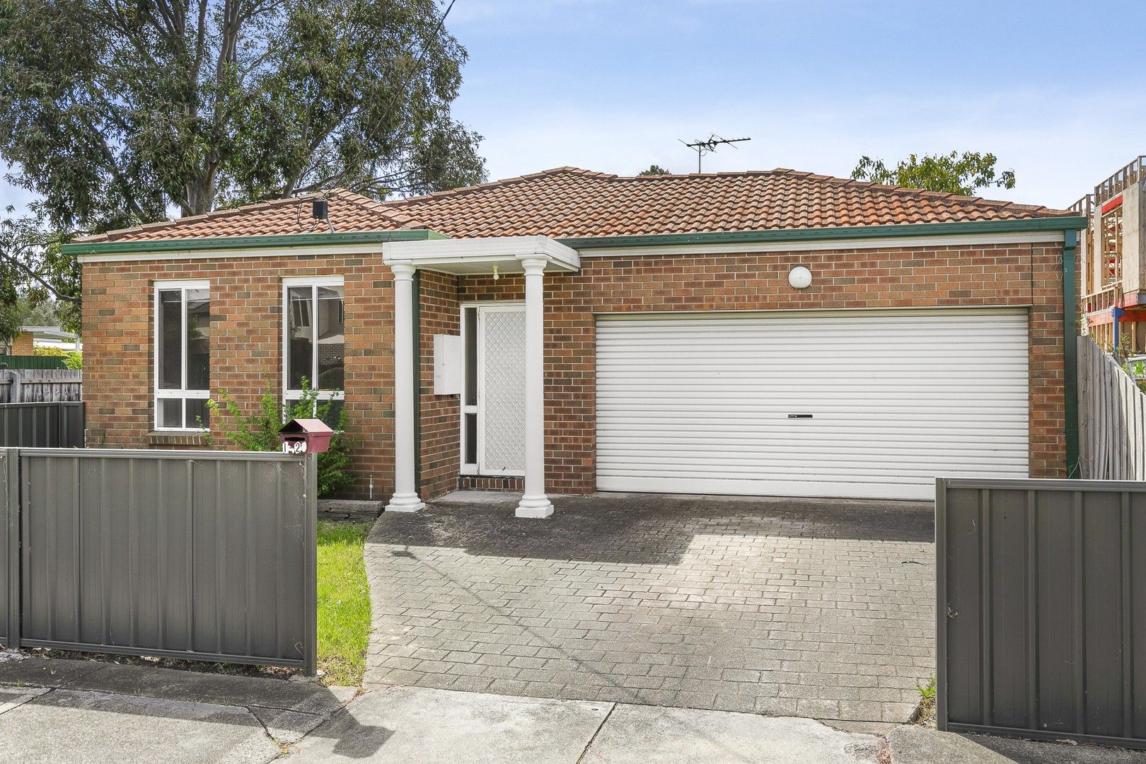 3 bedrooms Townhouse in 1/24 Finchley Avenue GLENROY VIC, 3046