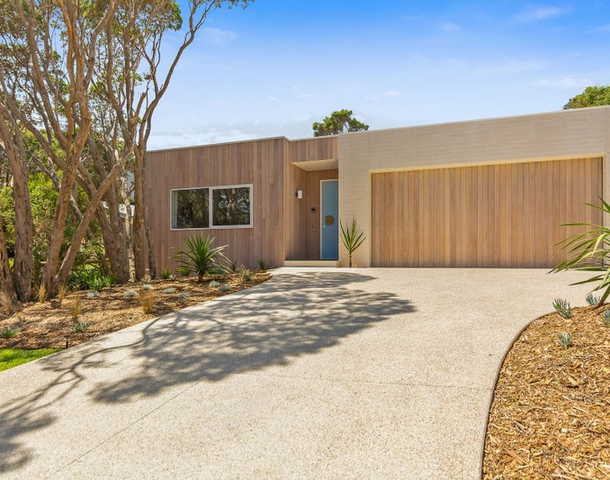 9 Lever Avenue, Blairgowrie VIC 3942