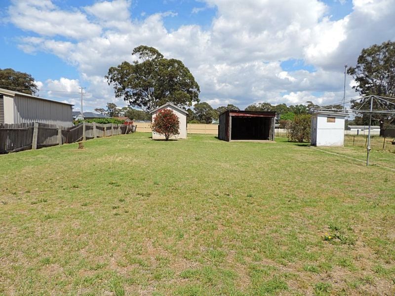 4 Austin Street, Marulan NSW 2579, Image 1