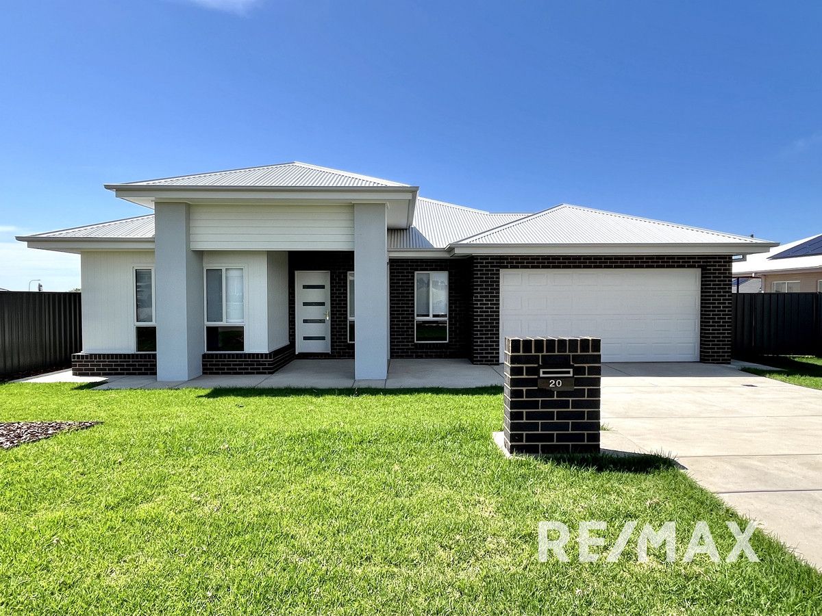 4 bedrooms House in 20 Flintwood Street FOREST HILL NSW, 2651