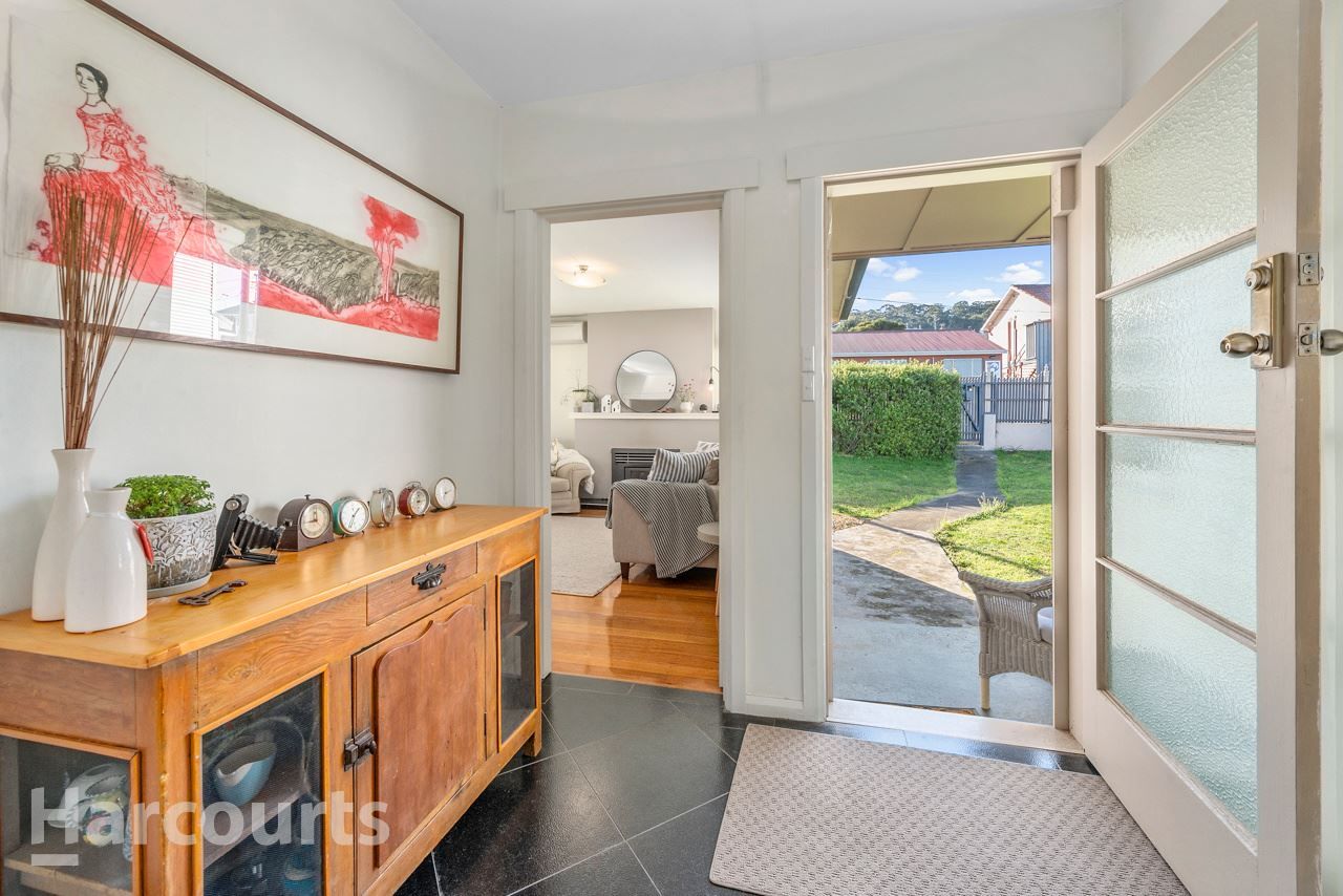 14 Rowitta Road, Lindisfarne TAS 7015, Image 1