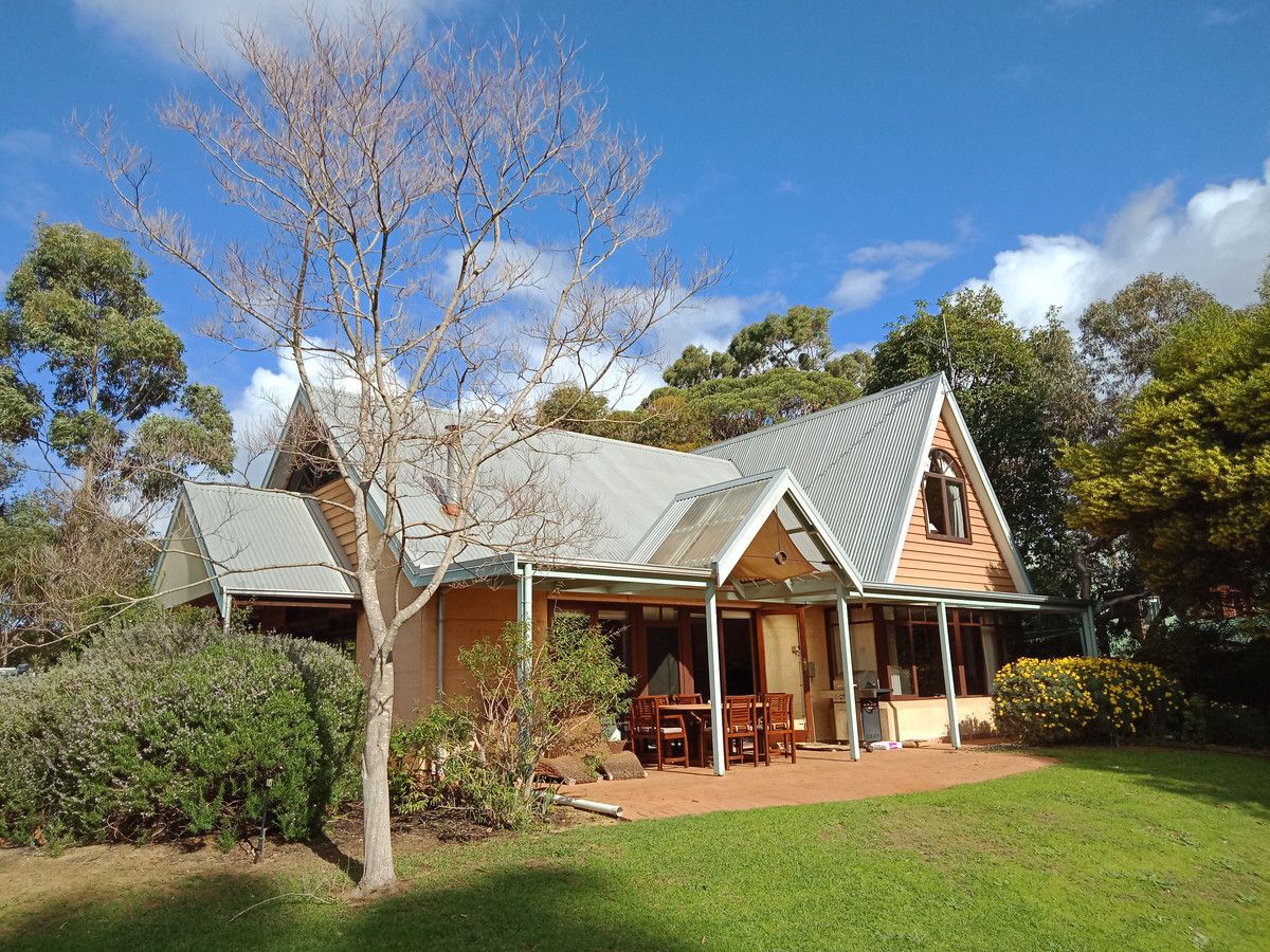 3 bedrooms House in 31 Karri Loop MARGARET RIVER WA, 6285