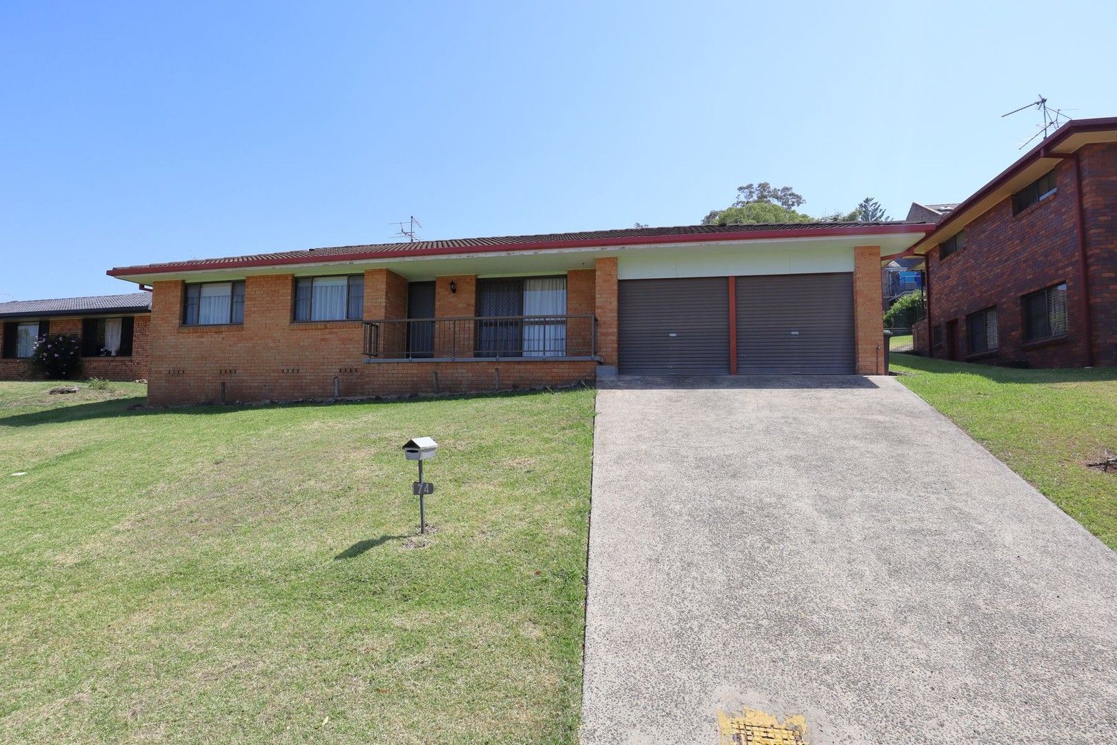 3 bedrooms House in 74 Figtree Drive GOONELLABAH NSW, 2480