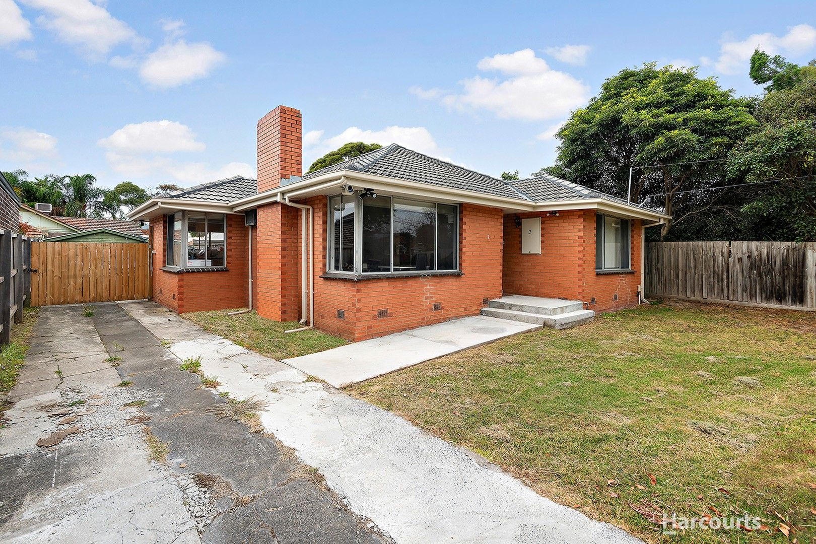 3 bedrooms House in 3 Newhaven Road BURWOOD EAST VIC, 3151