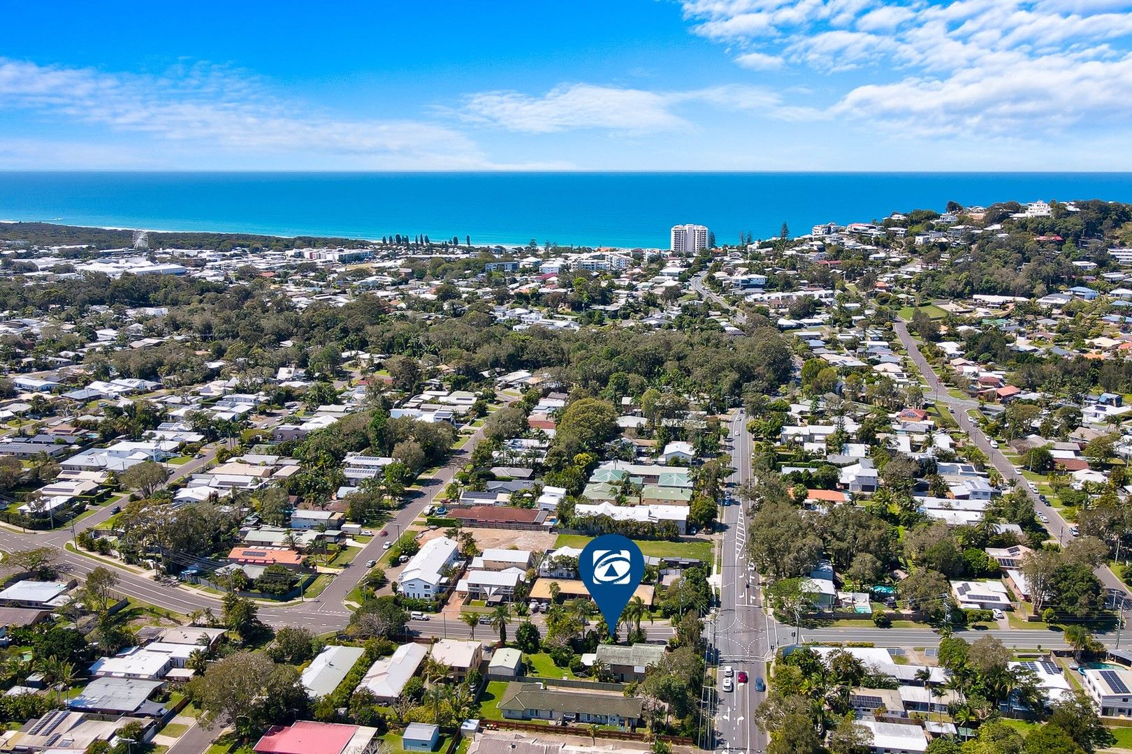 4 bedrooms House in 1 Central Avenue COOLUM BEACH QLD, 4573