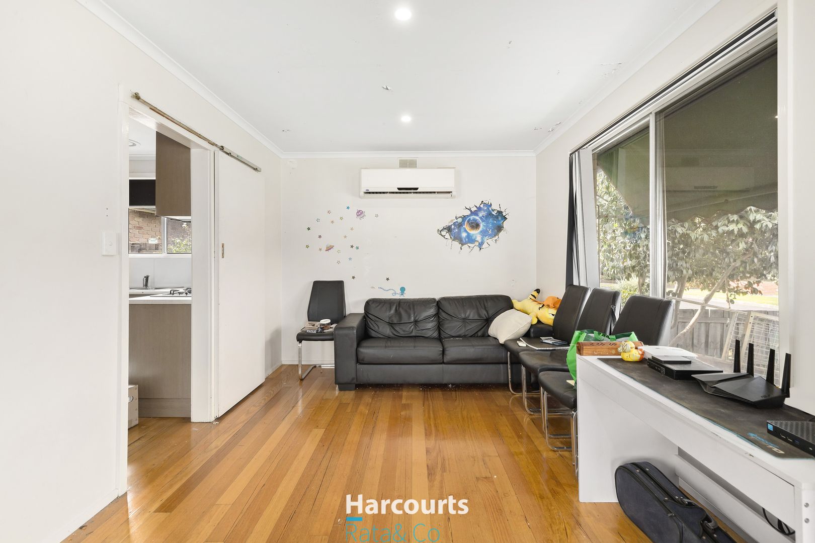 1 Bataan Court, Lalor VIC 3075, Image 2